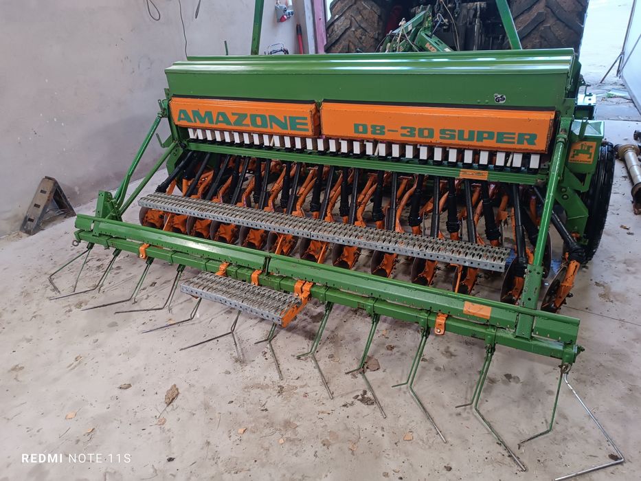 Amazone D8 talerzowy ścieżki znaczniki licznik hektarów nie D9 AD KG