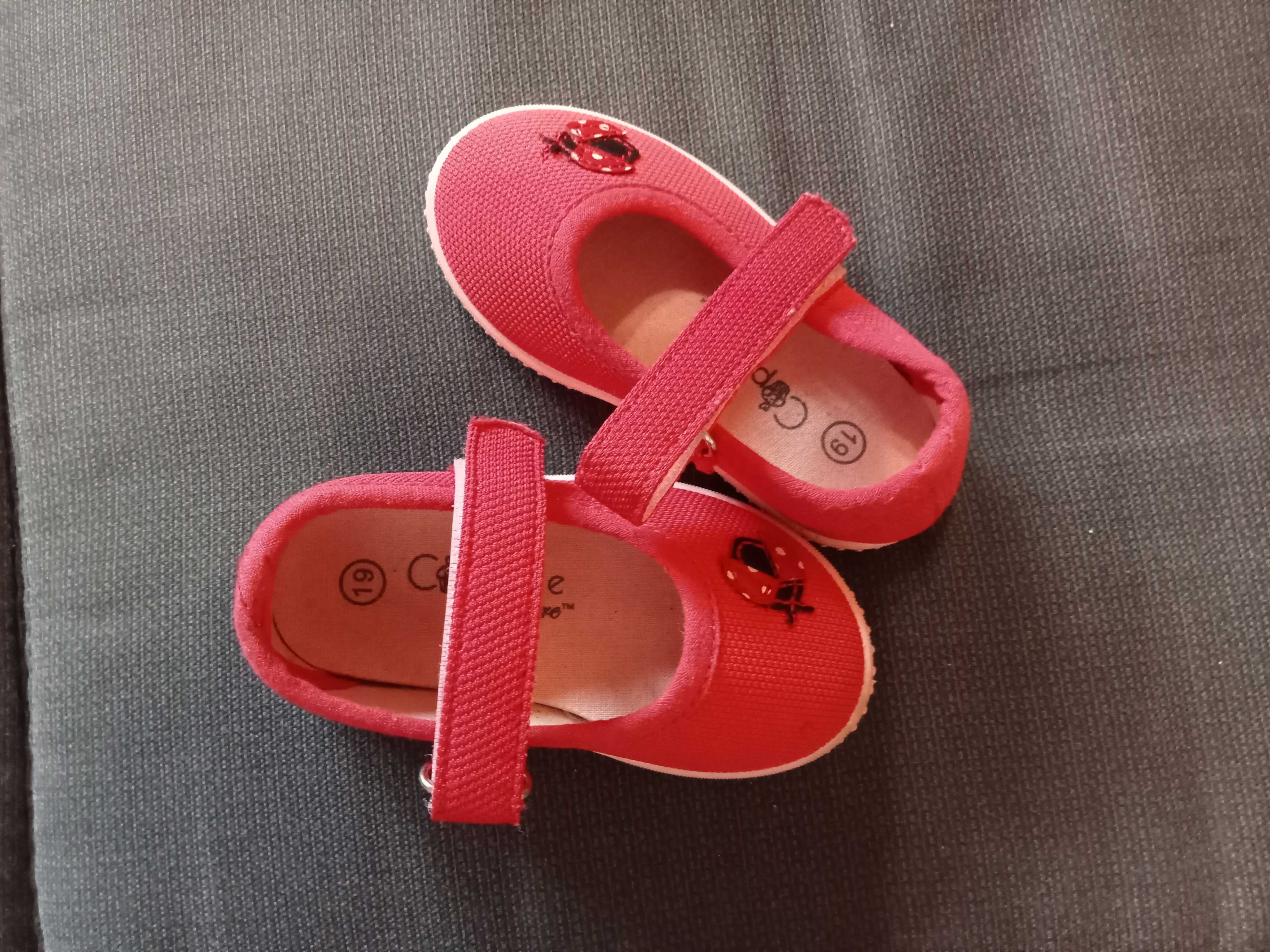 Buty dziecięce 19"