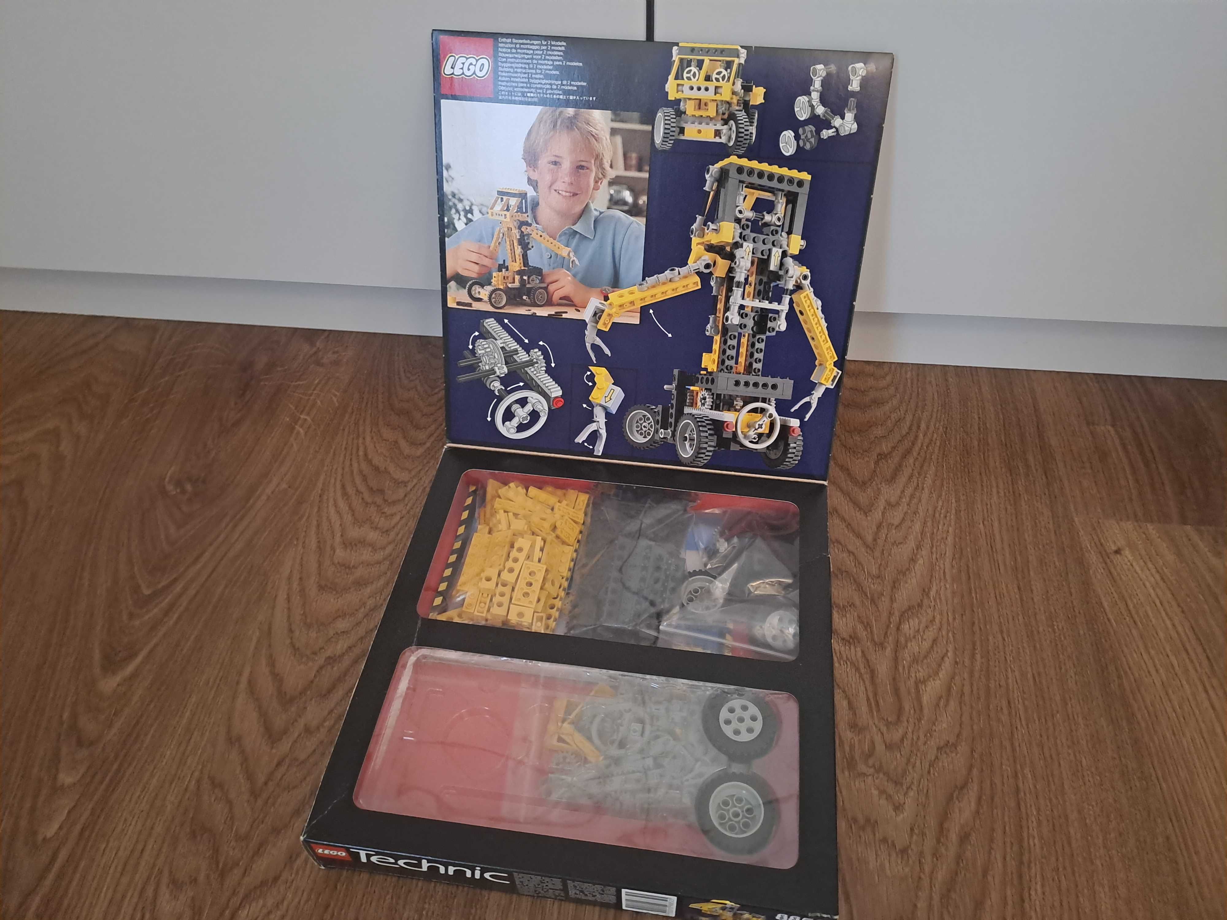 Lego Technic 8852 Robot - rok 1987