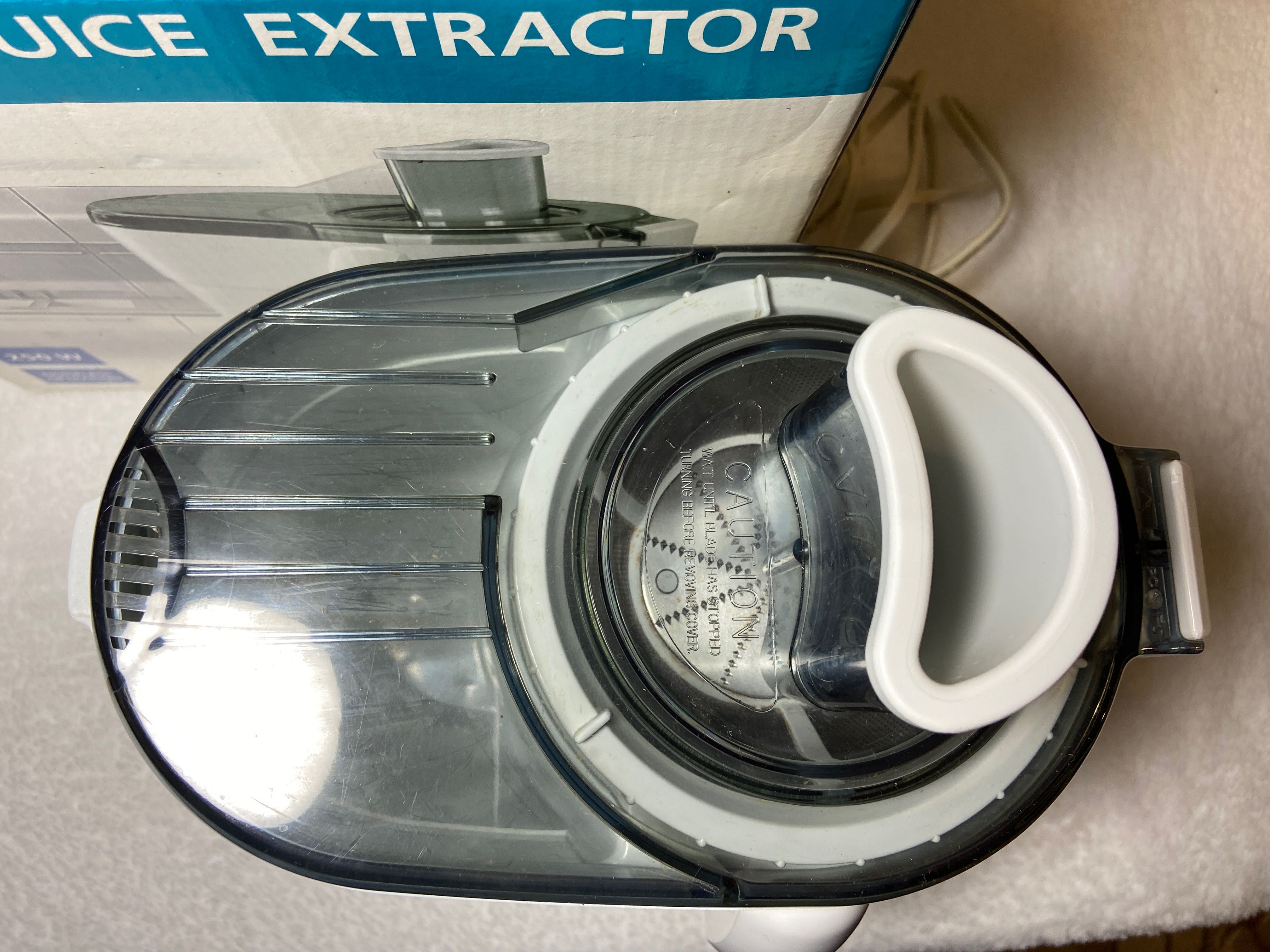 Соковижималка Vitek VT-1600 reinbow 250 W