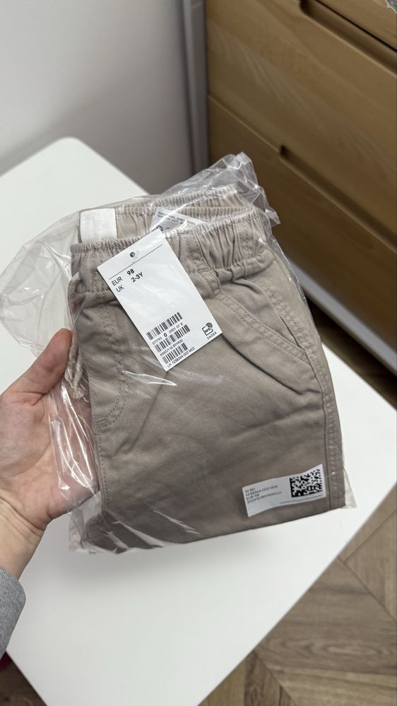 НОВІ штани H&M унісекс карго 98 розмір, зручна резинка та шнурок