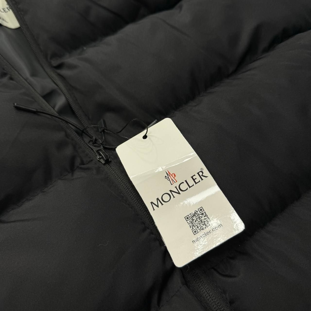 MONCLER РАСПРОДАЖА -40% Мужская черная жилетка безрукавка весна