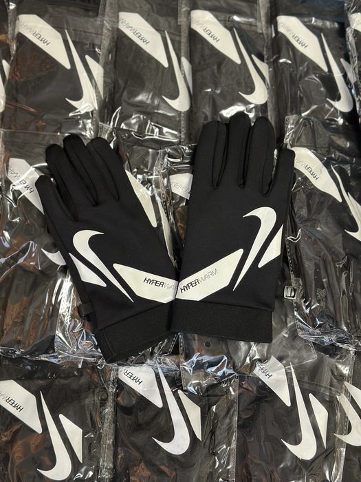 Розпродаж! Рукавички Nike Academy Hyperwarm