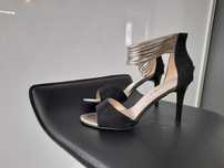 Buty  szpilki czarno złote