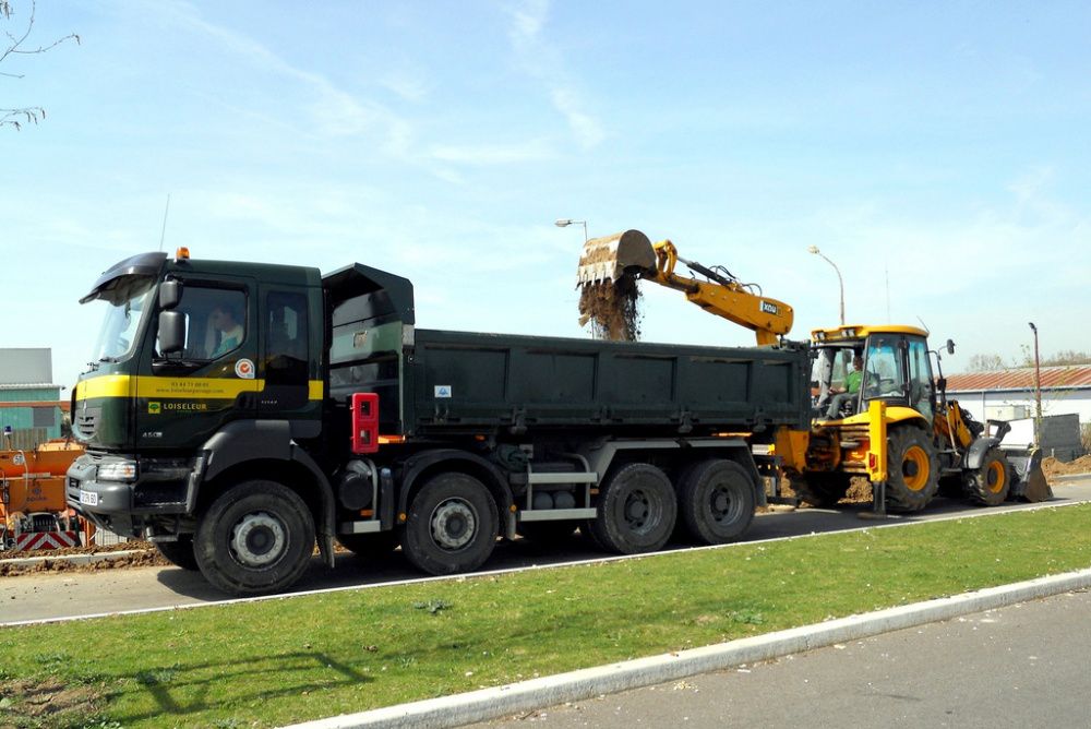 Przesiewana ziemia ogrodowa 4 OŚKA 20 TON dostawa Orzesze I OKOLICE