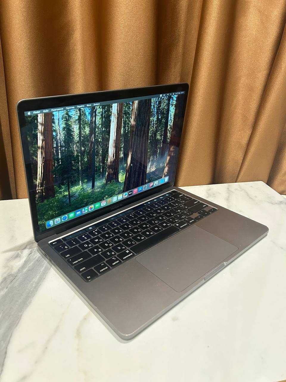 Макбук Apple MacBook Pro 13”, 2020р., і5, SSD 250gb, 8gb ОЗУ.