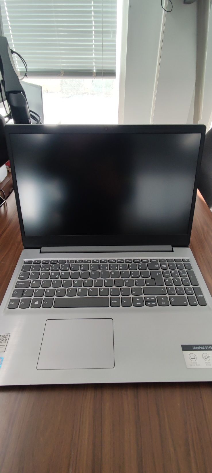 Portátil Lenovo IdeaPad S145 15 IWL