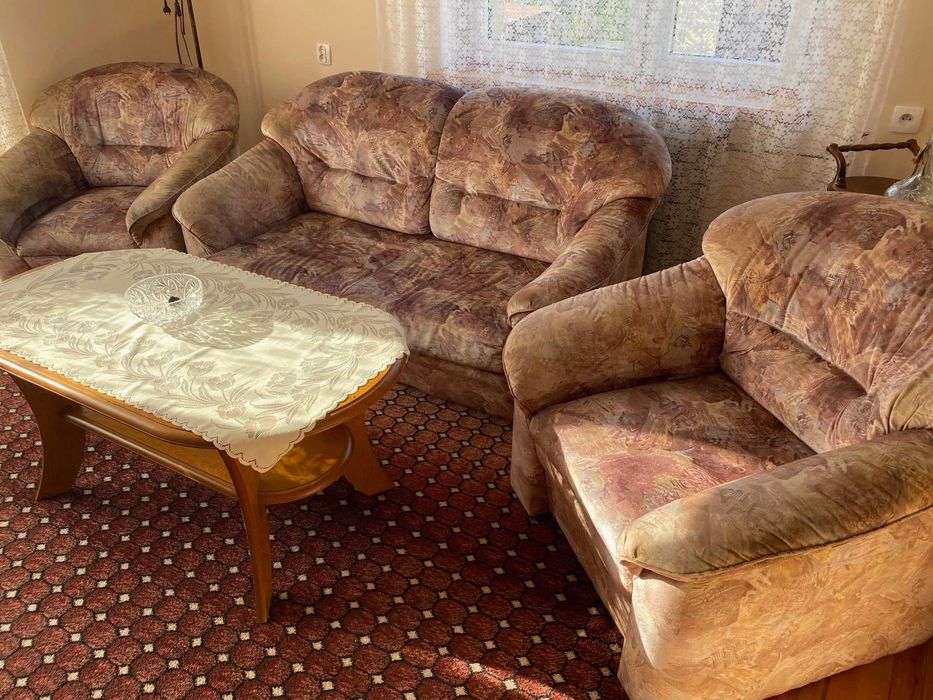 Sofa rozkładana z fotelami