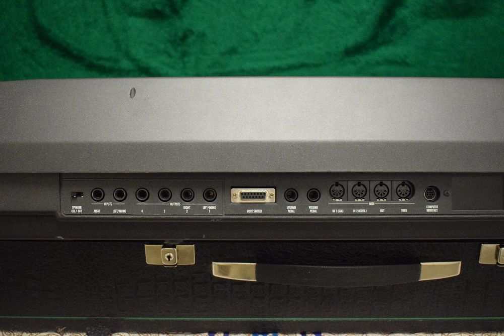 Ketron X8 Com Mala
