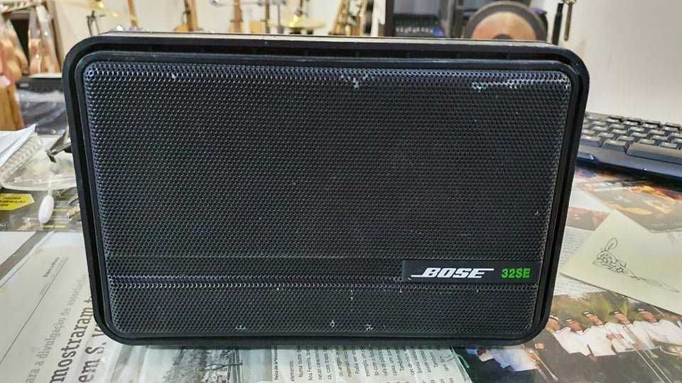 Colunas Bose FreeSpace 32SE
