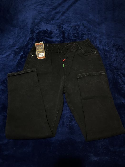 Чоловічі джинси.