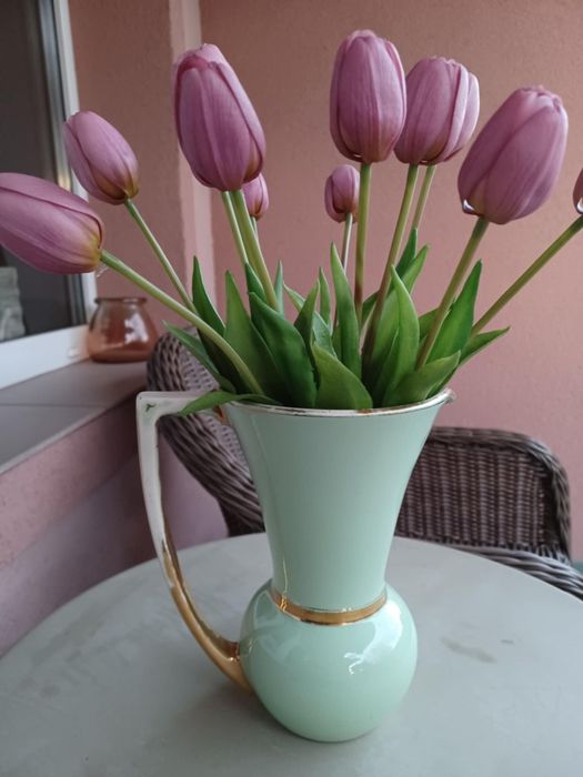 Sprzedam dzbanek ceramika.