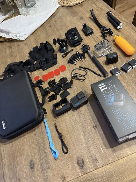 GoPro Hero 11 zestaw