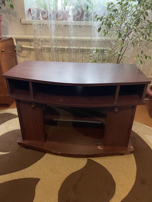 Тумба під ТВ