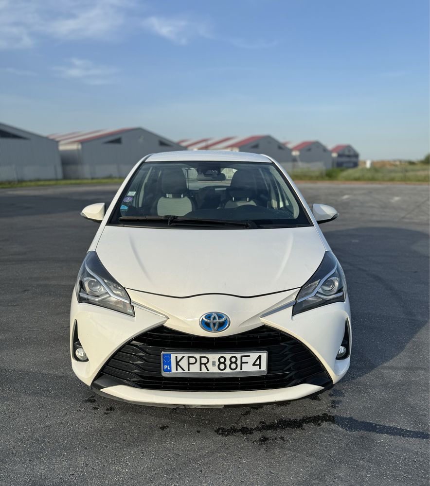 Toyota Yaris Active Hybrid 1.5