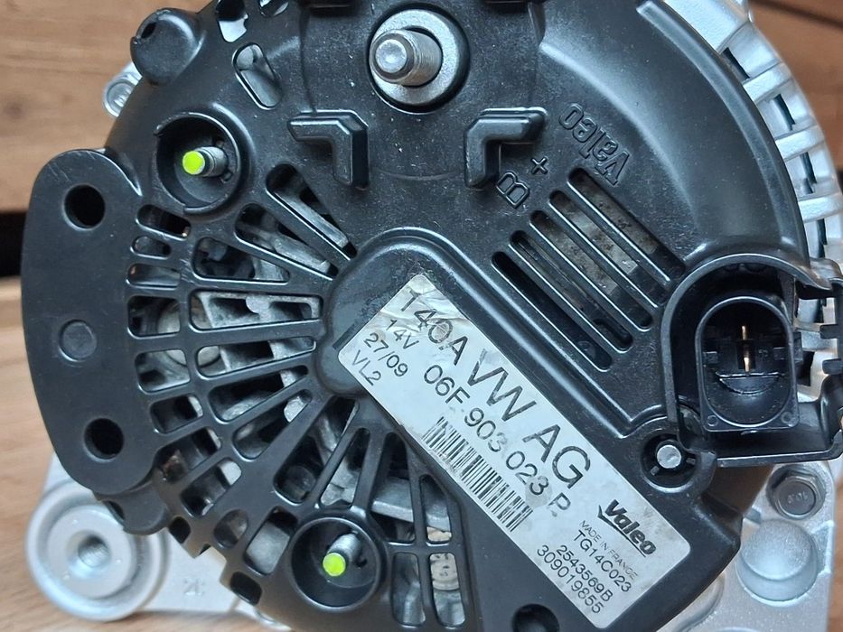 Alternator 140A SUPERB II 2.0  Audi a3 3.2 VW Transporter