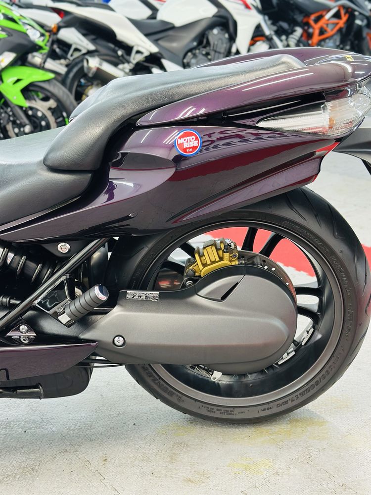 мотоцикл Honda DN-01 ABS АВТОМАТ з Японії+ є доставка