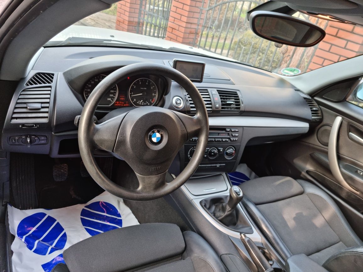 BMW seria 1 lift 2.0 benzyna zadbany zarejestrowany