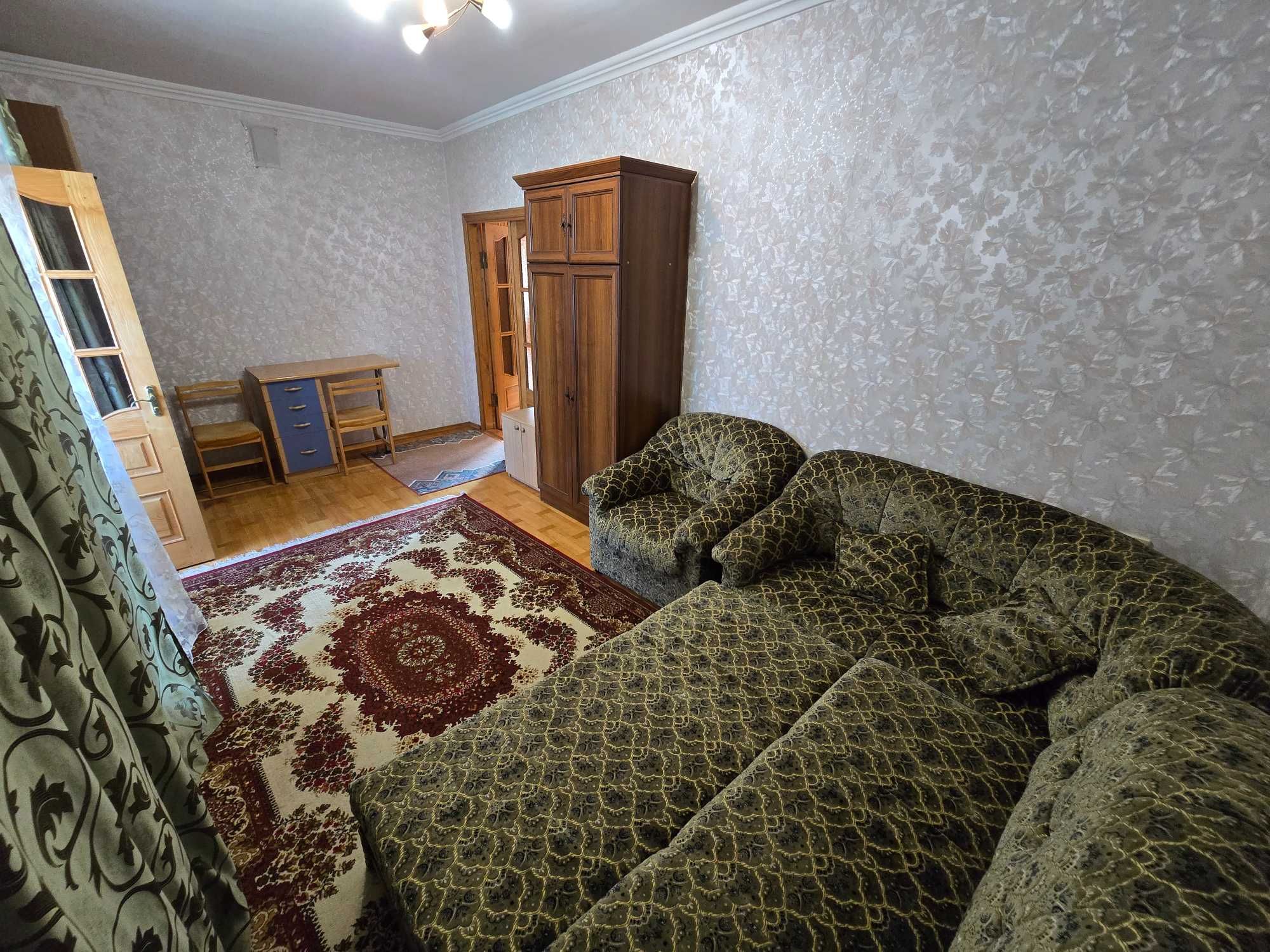 Здається 4-кімн. буд. по вул.Синьоводська в р-ні Ст.міста,читайте опис