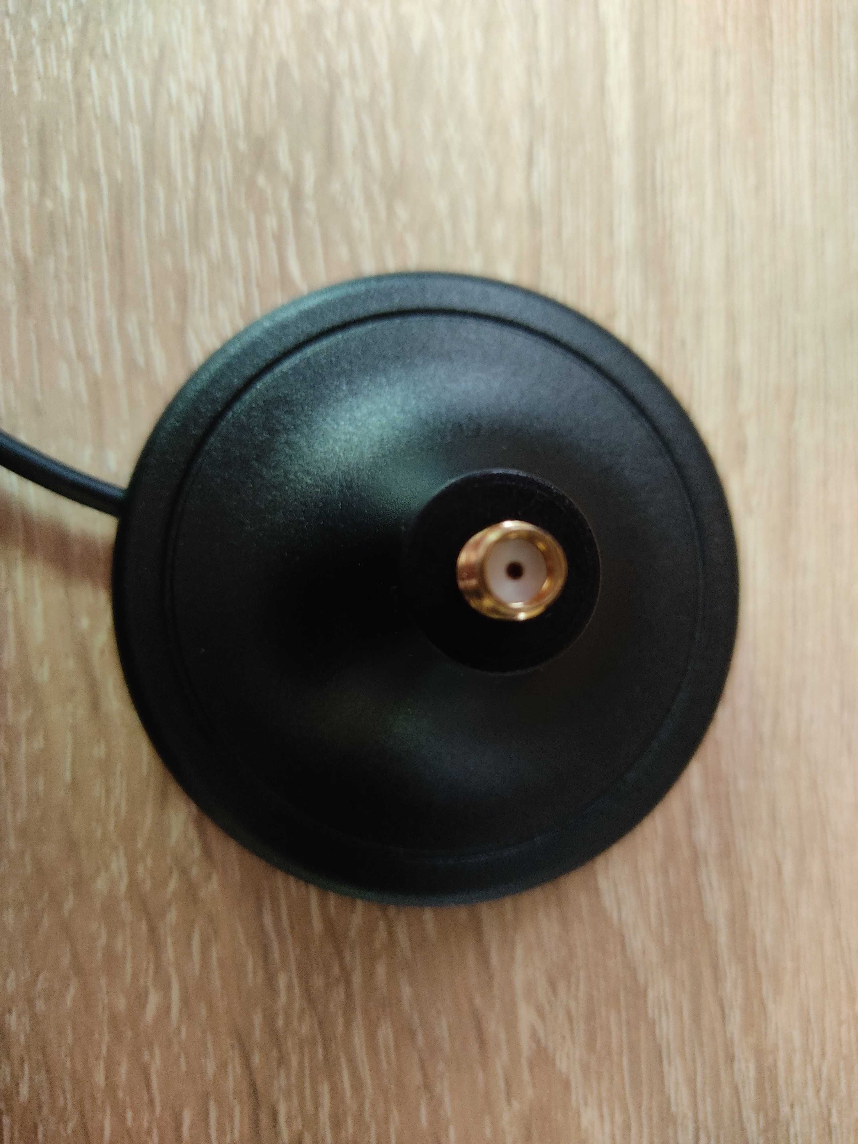 Широкосмуговий  SDR радіоприймач