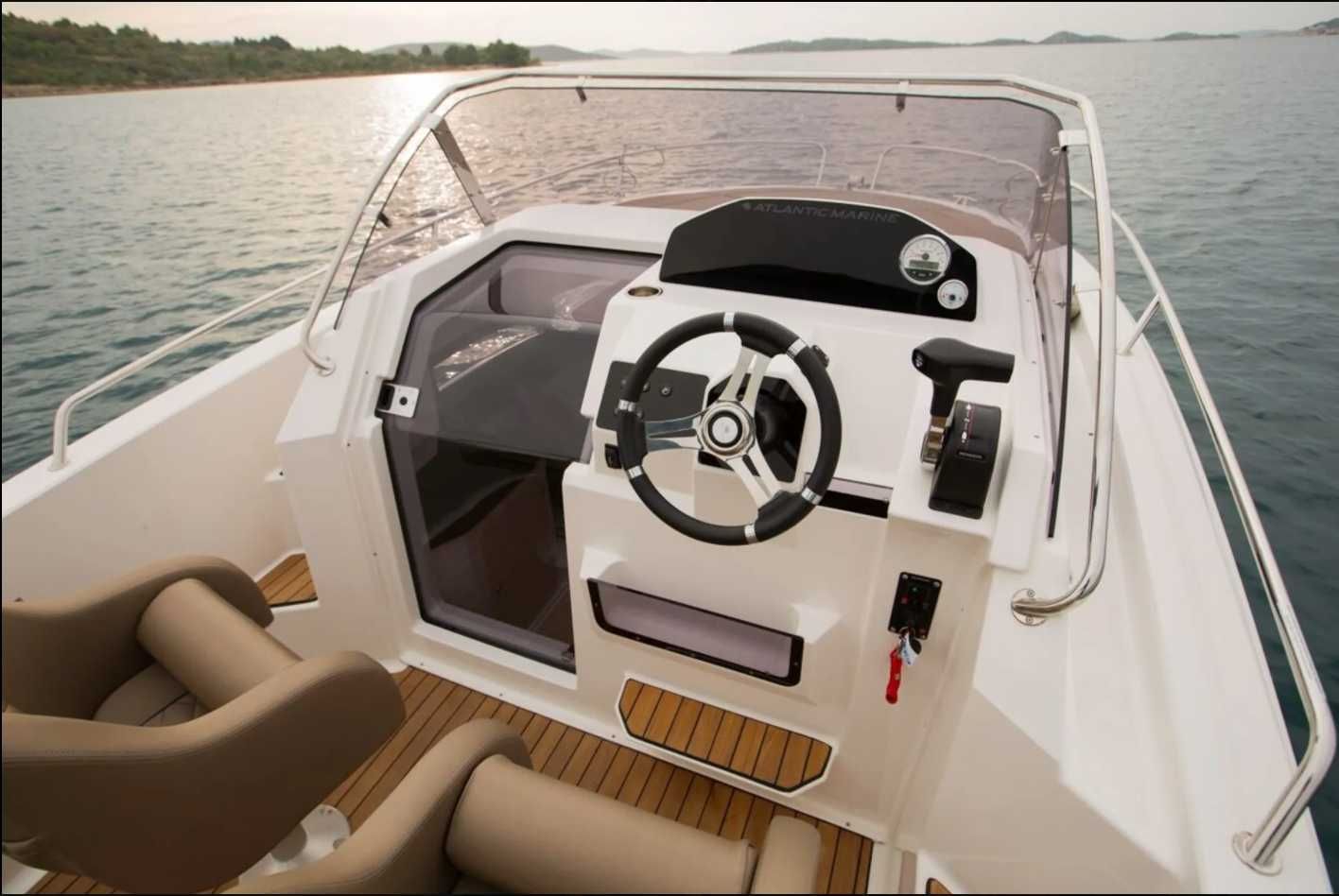 Nowa łódź Atlantic Marine 690 Sun Cruiser od ręki Eskapader Płock