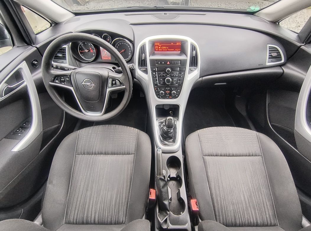 Opel Astra J 1.4T
