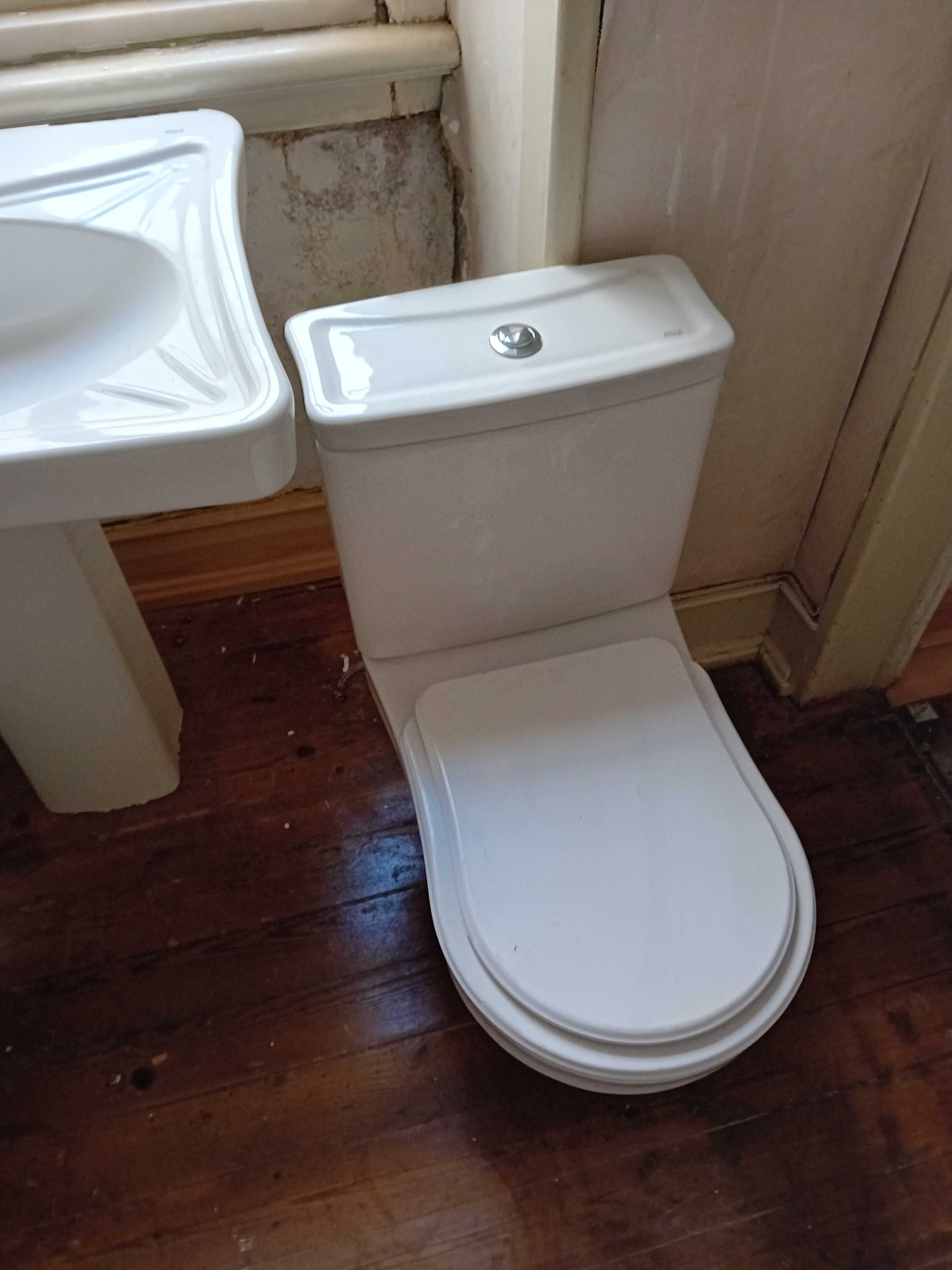 Conjunto de Sanitários Roca como novos