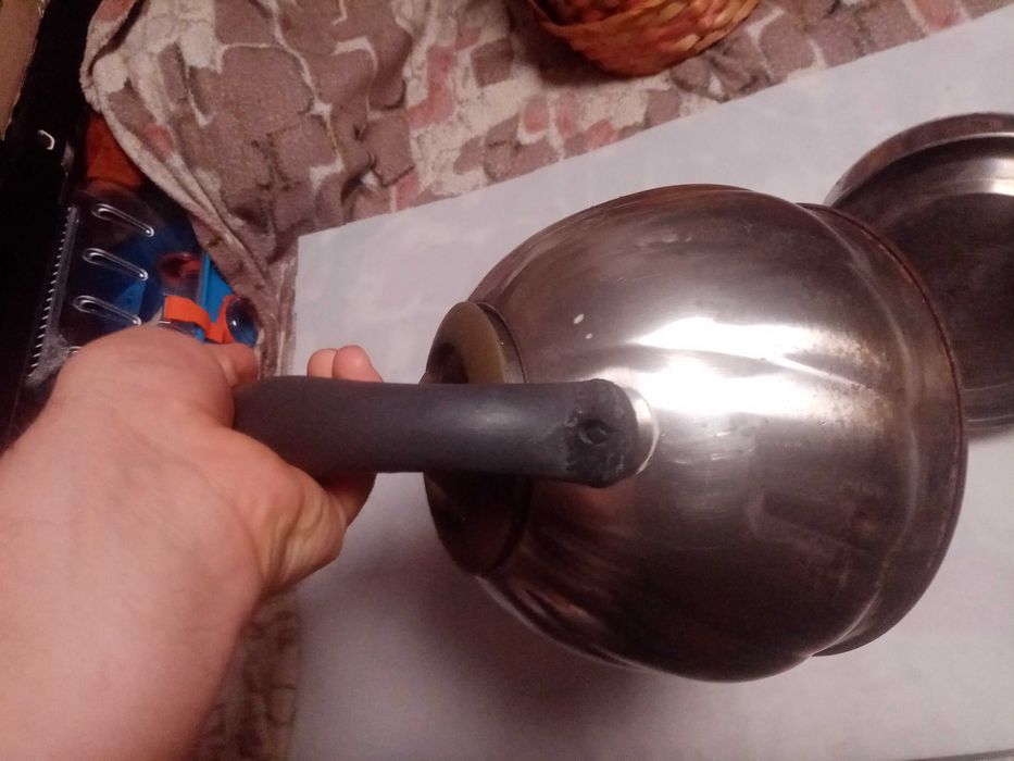 Чайники металлеві