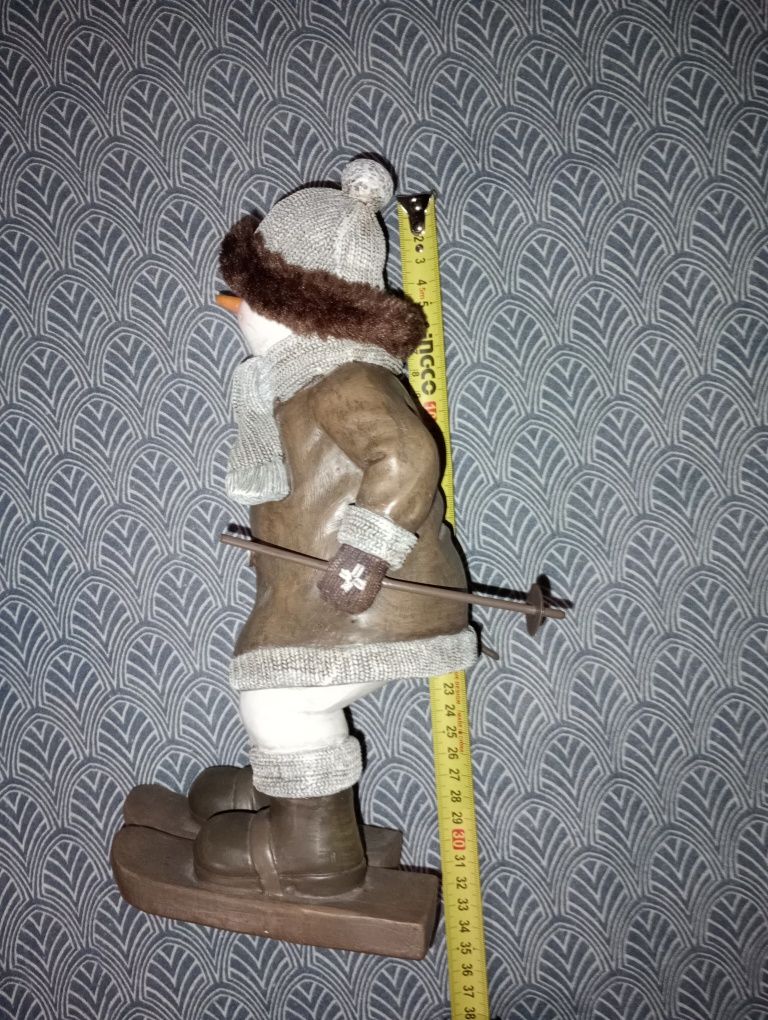 Фигурка декоративная снеговик 30 см