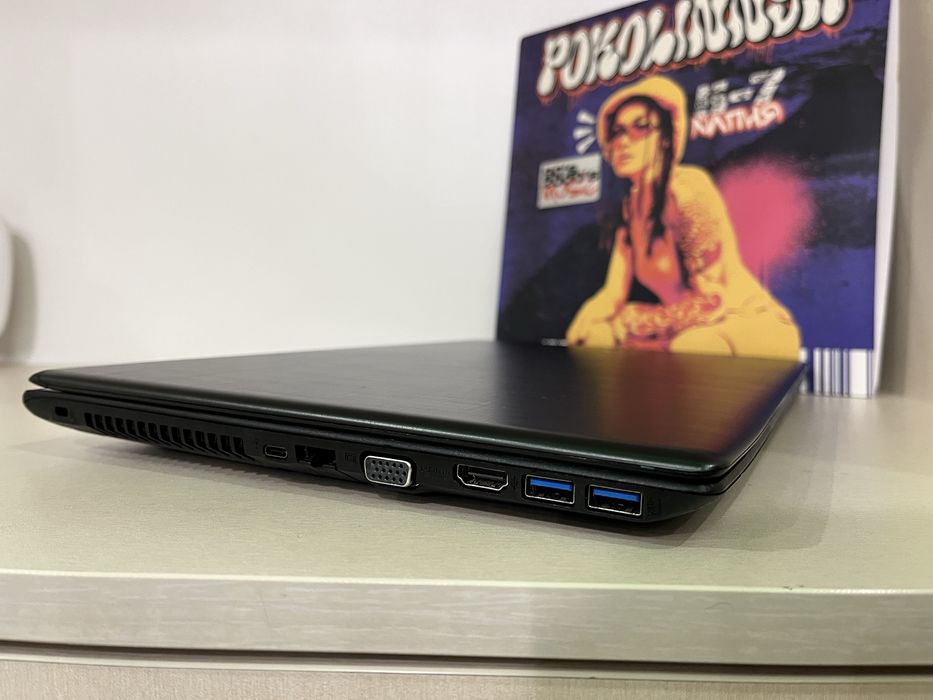 Ноутбук 15.6" Acer Aspire E15 на Intel i5-7200U с 8ОЗУ/256SSD/HD