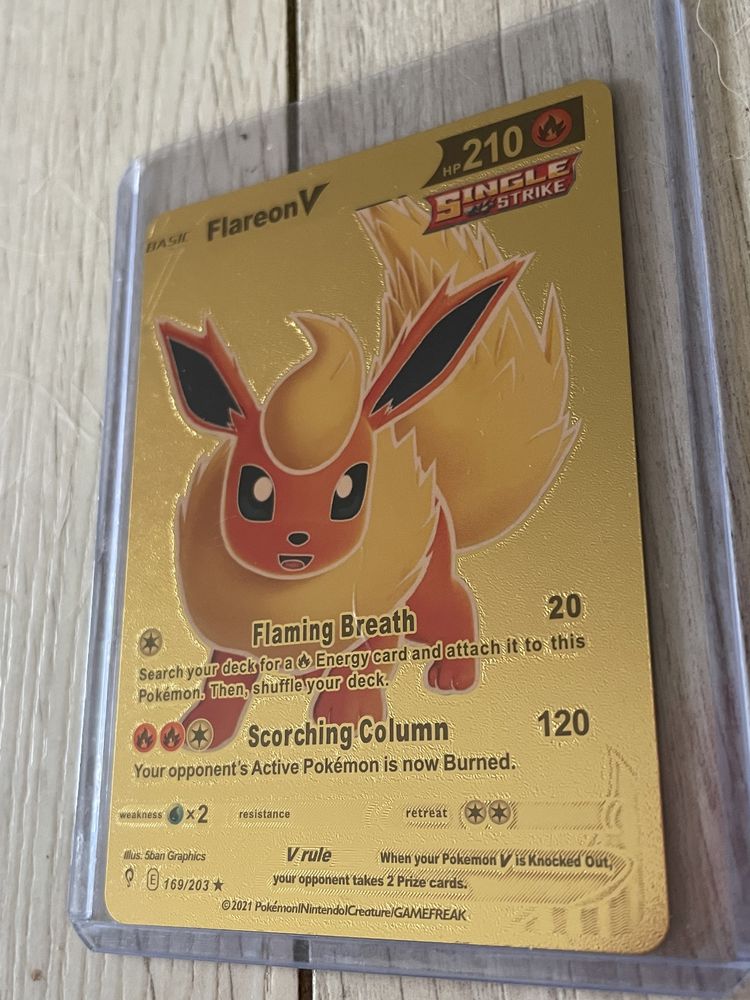 Flareon 169/203 karta złota folia pokemon the card game TCG 2021