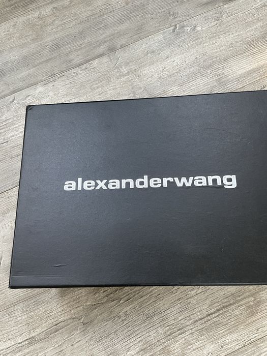 Кроссовки женские без задника