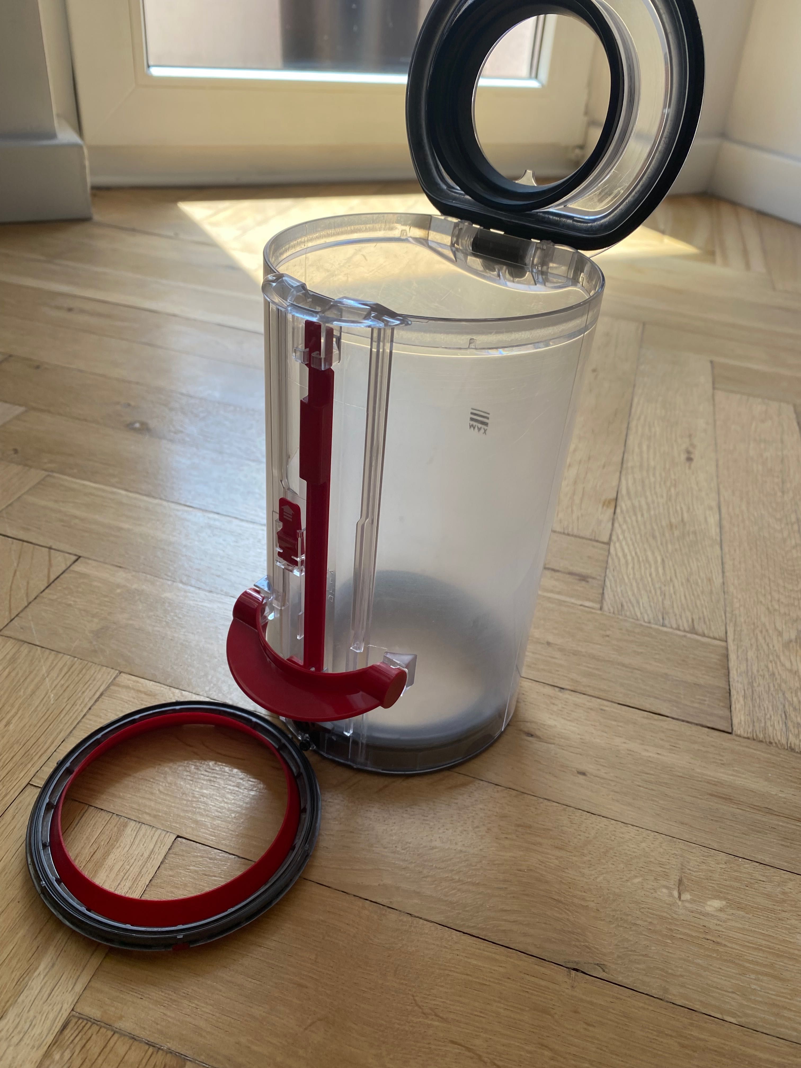 Pojemnik Dyson V10 USZKODZONY