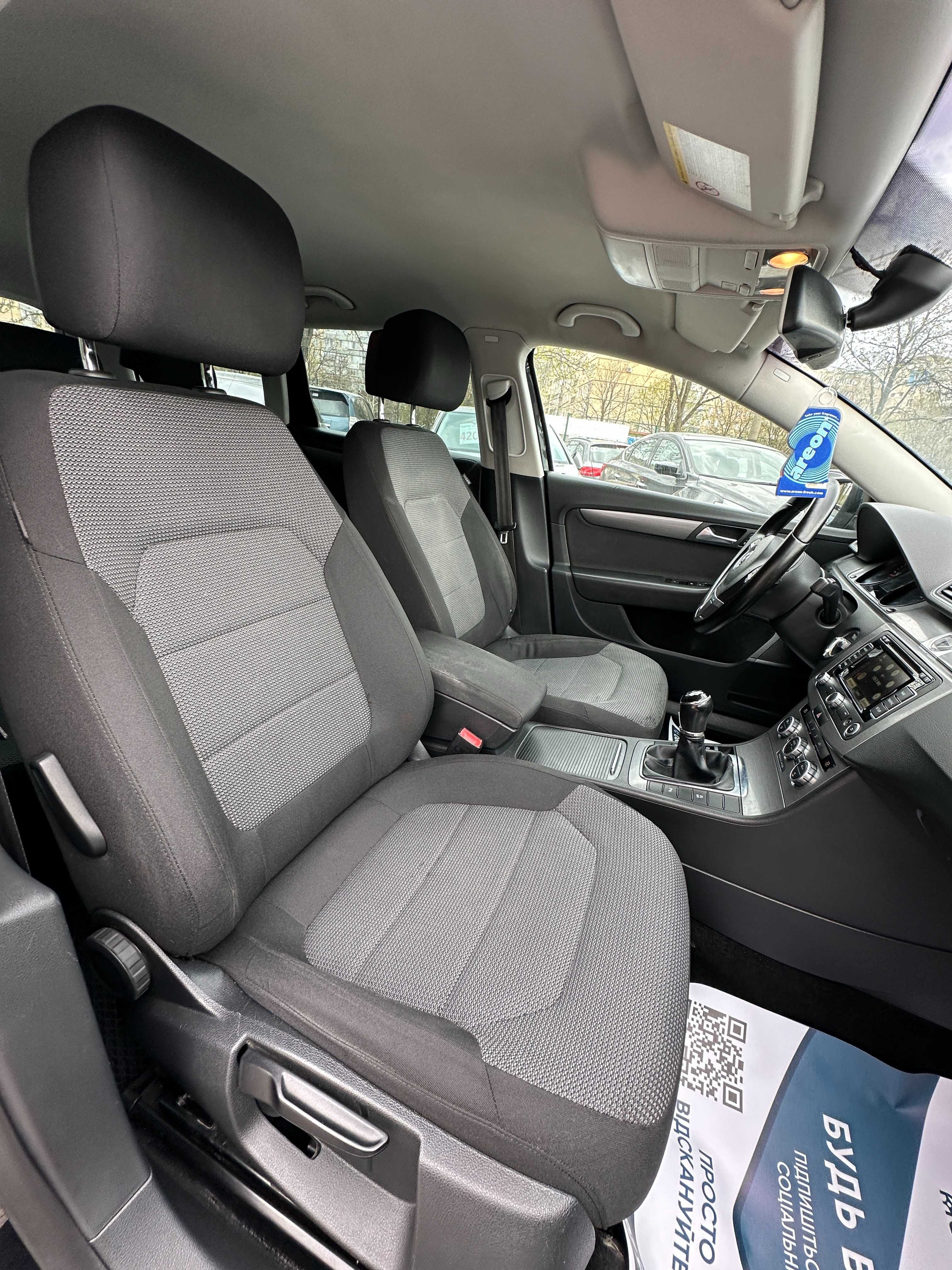 Продам Volkswagen Passat B7 2012 можлива розстрочка,кредит,обмін!