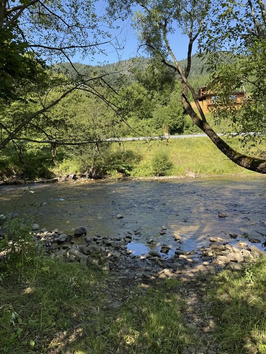 Продається 10 сотих у горах в курортному селі