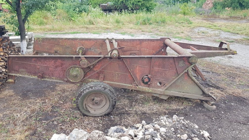 лійка для розкидання добрив