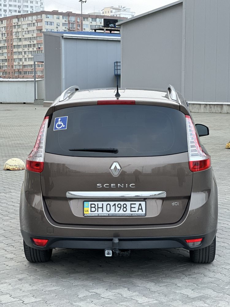 Renault Grand Scenic Limited-BOSE 16.12.2015