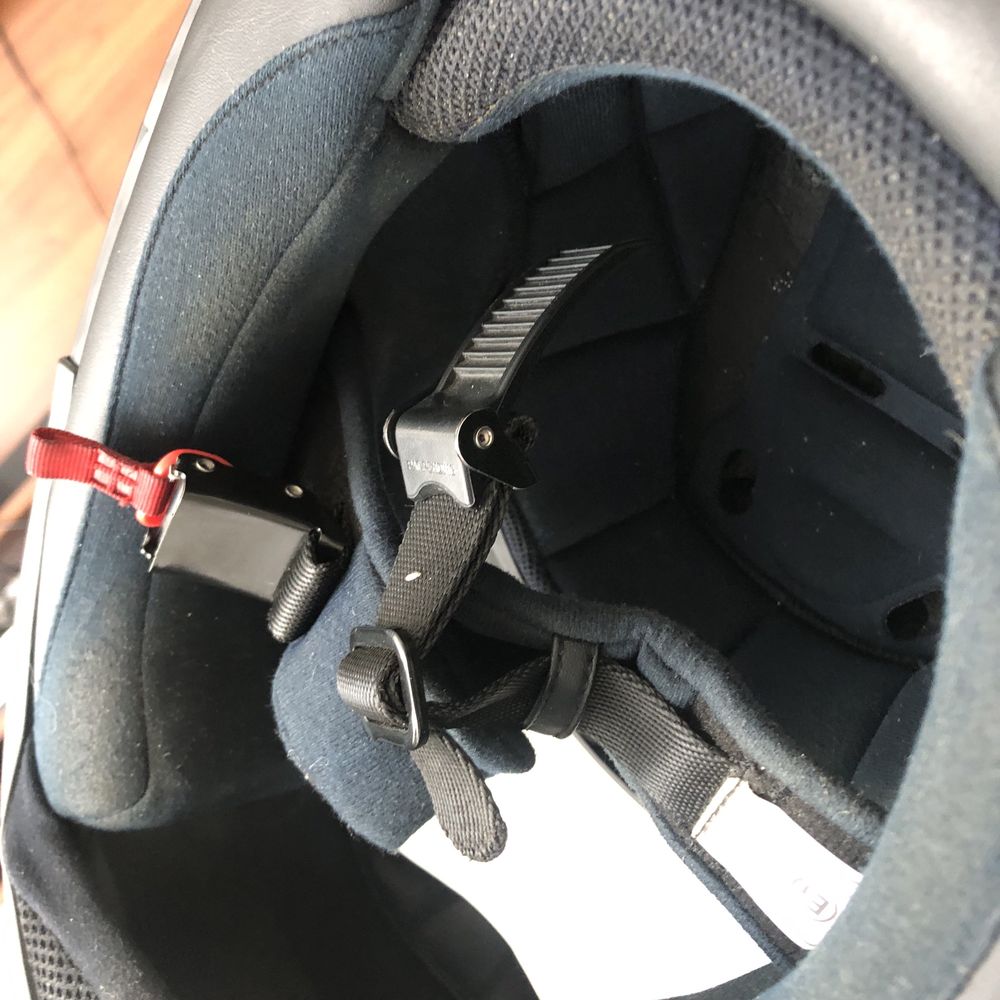 Kask na motor HJC XXL czarny IS-17