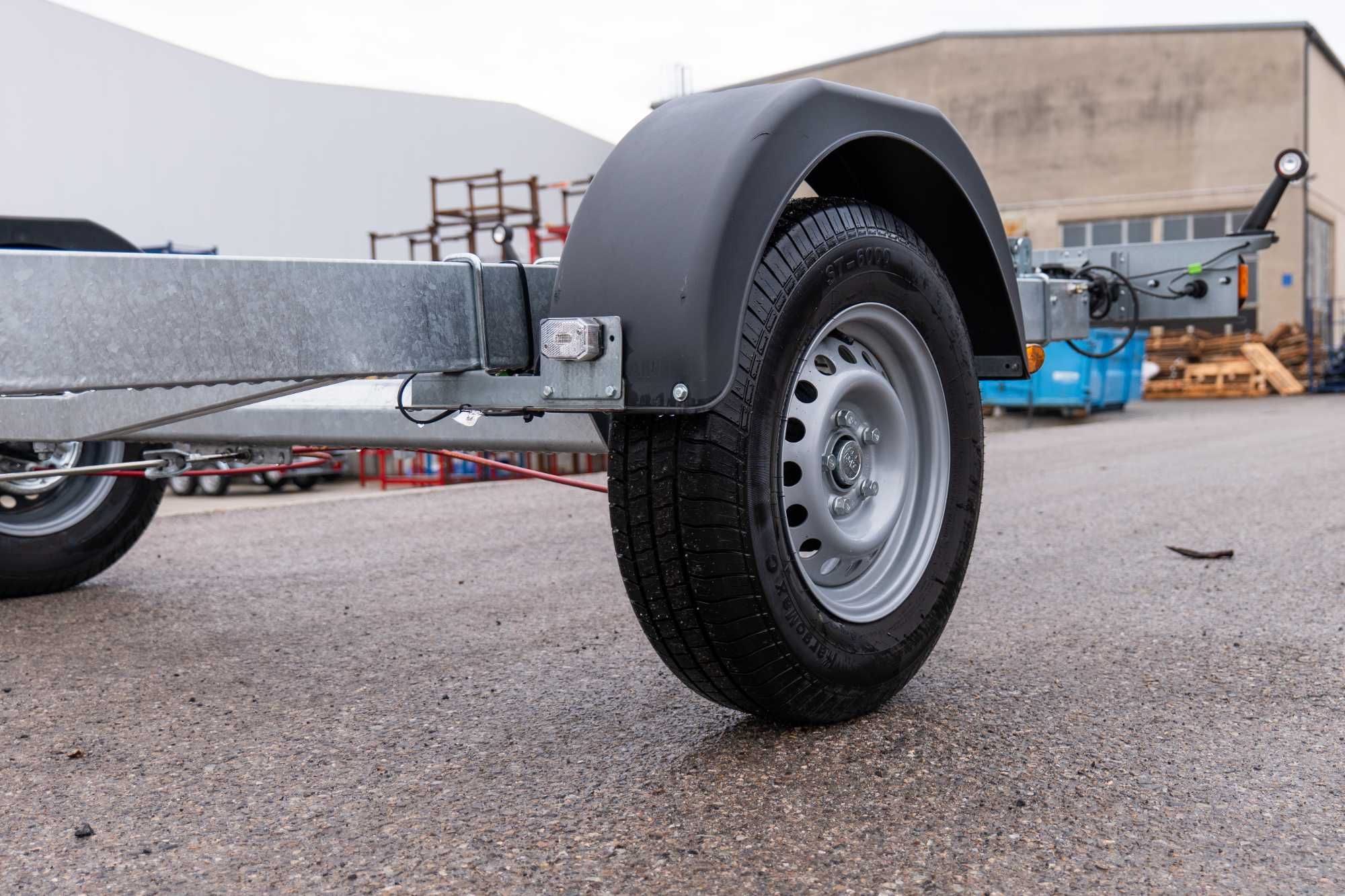 Przyczepa podłodziowa jednoosiowa Unitrailer DMC 1500kg