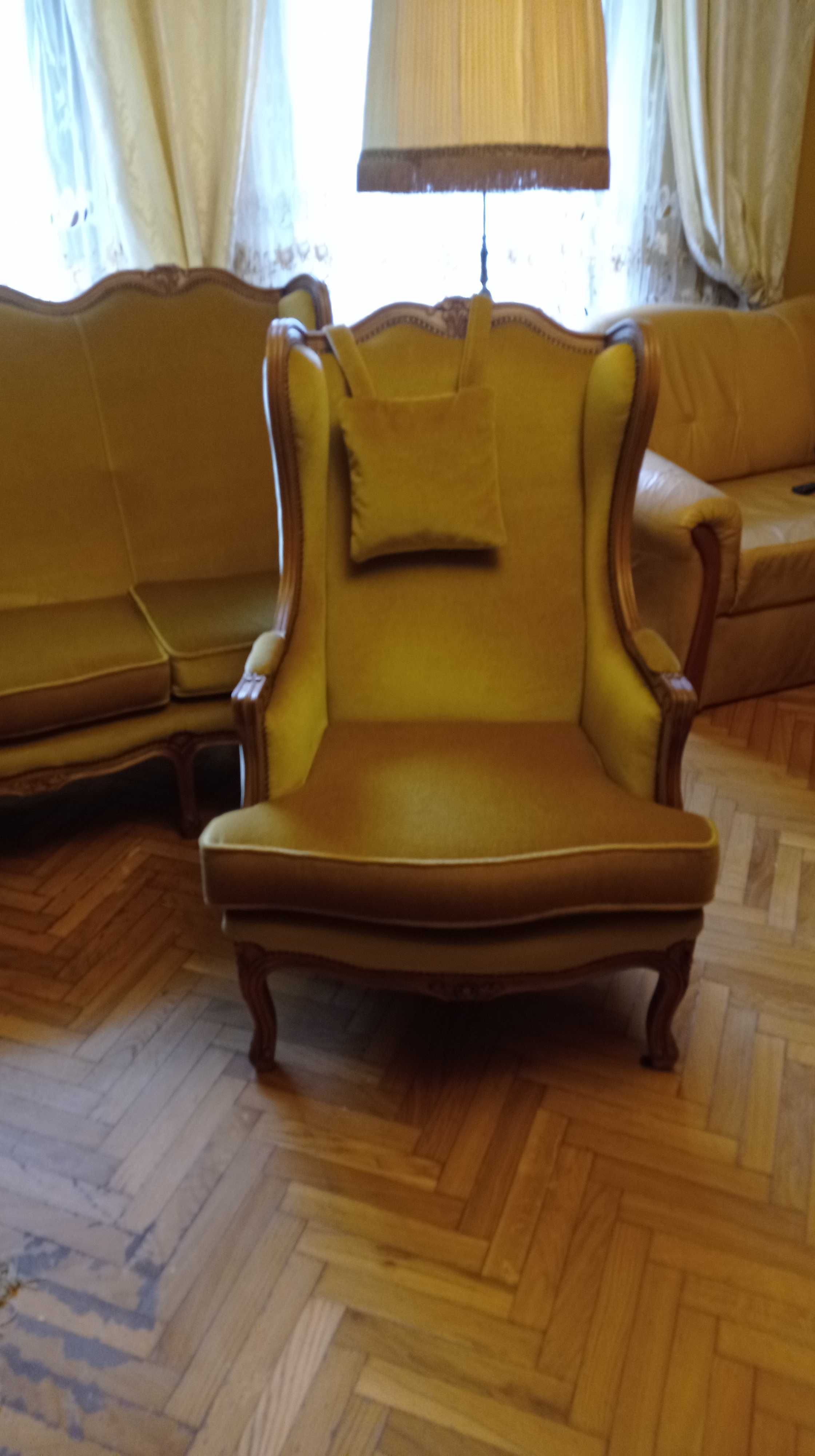 Ludwikowski wypoczynek i dwa fotele
