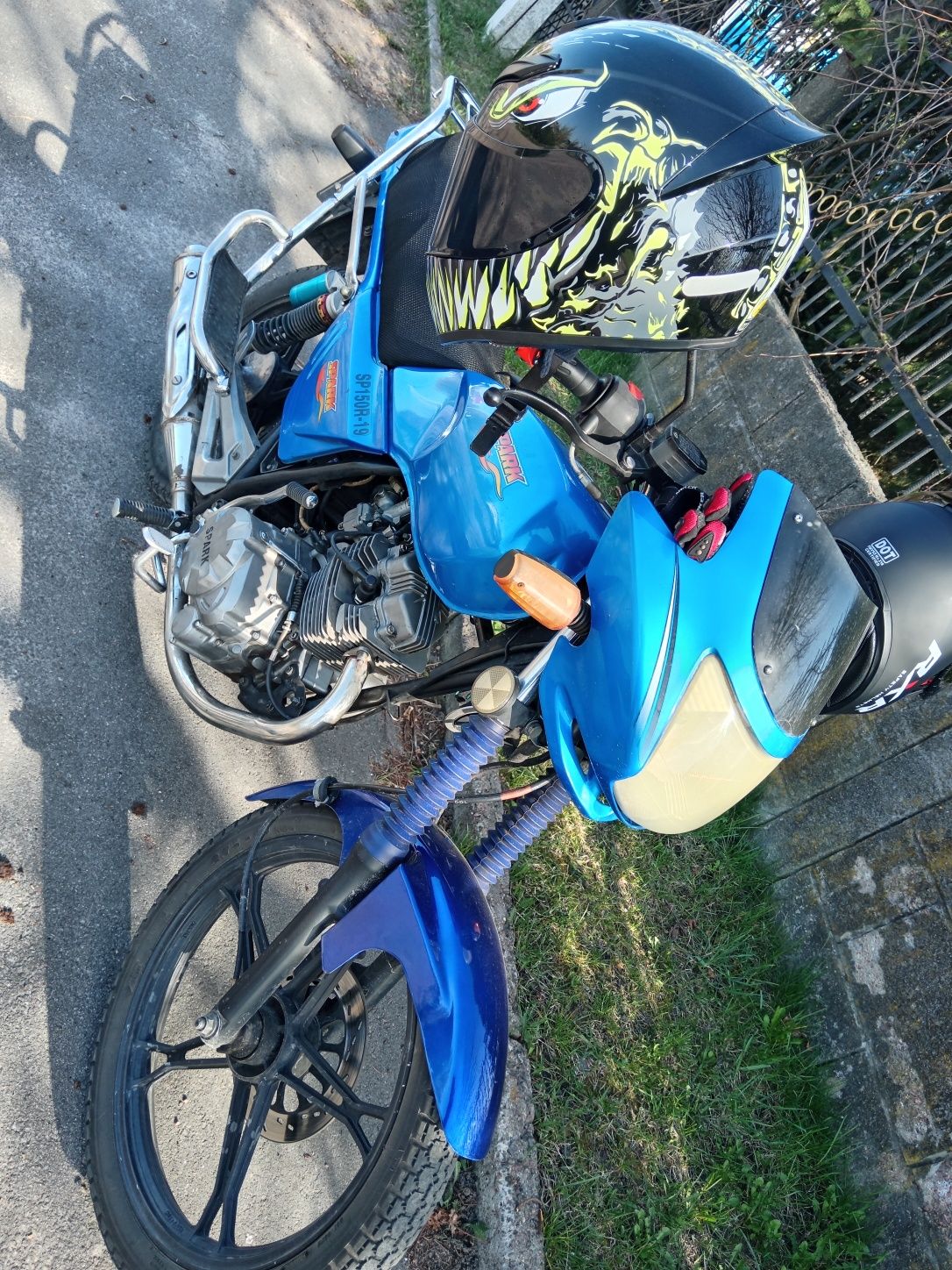 Продам мото SPARK SP150R-19