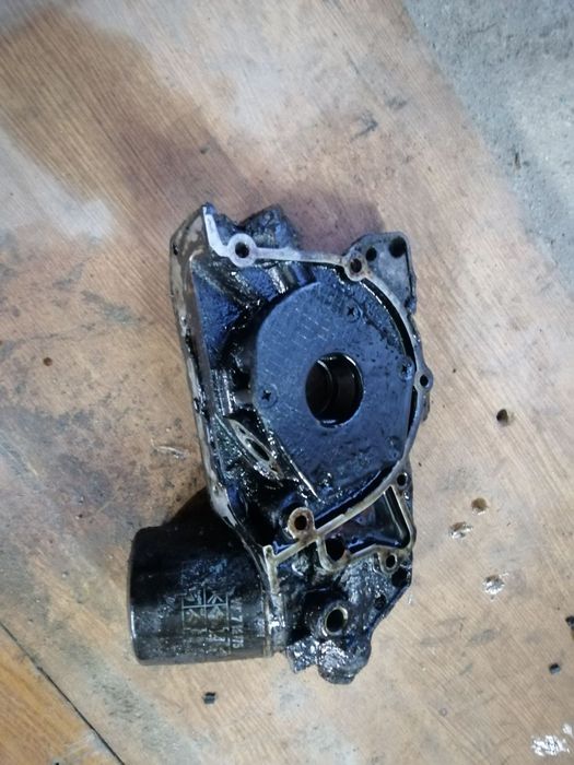 Омега А остатки ДВС. Два коллектора, коленвал под расточку.