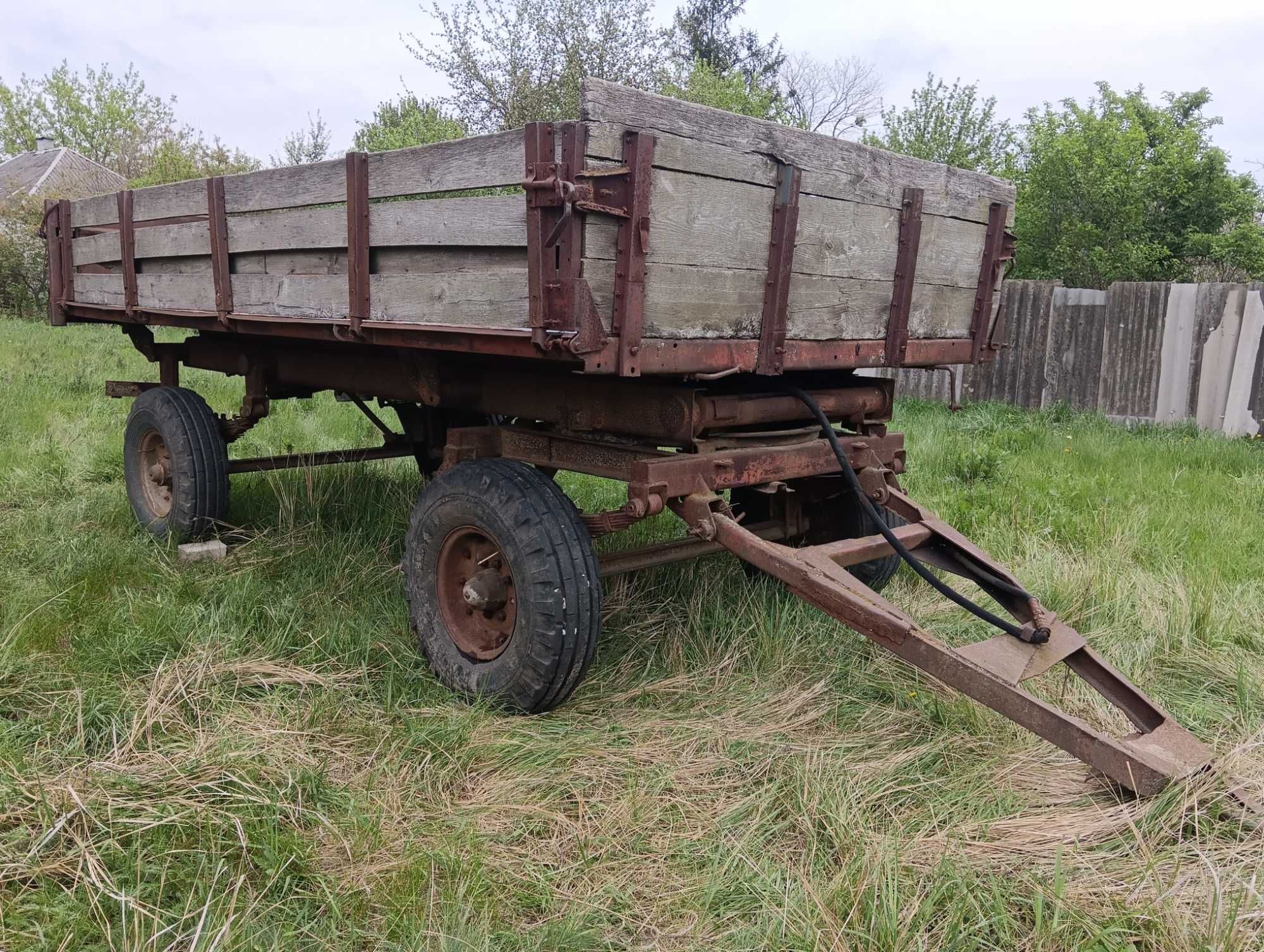 Продам тракторний причіп 2 ПТС-4.