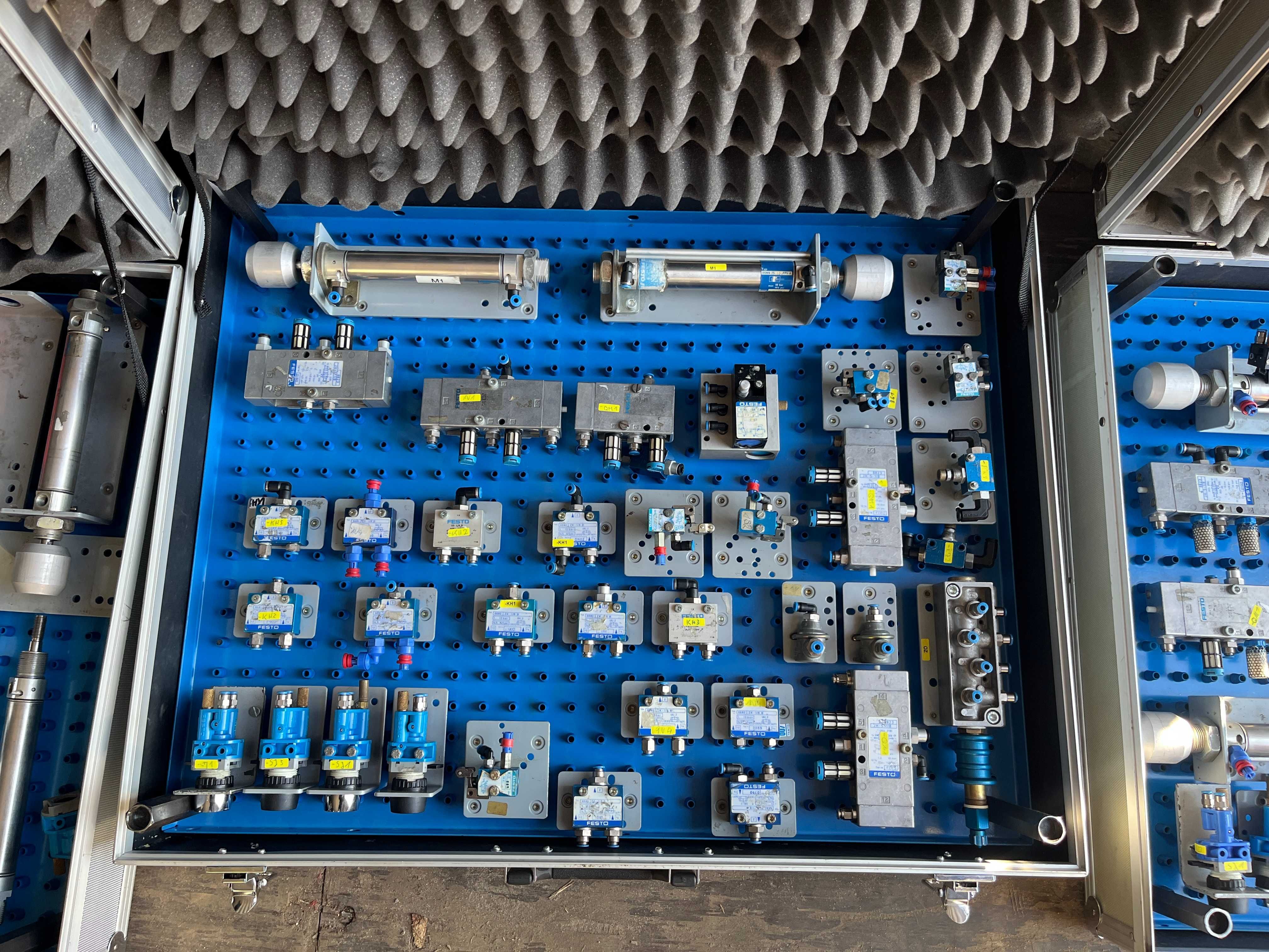 FESTO R-3-M5 Krańcówka pneumatyczna
