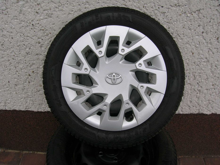 Koła  Zimowe TOYOTA  Oryginalne