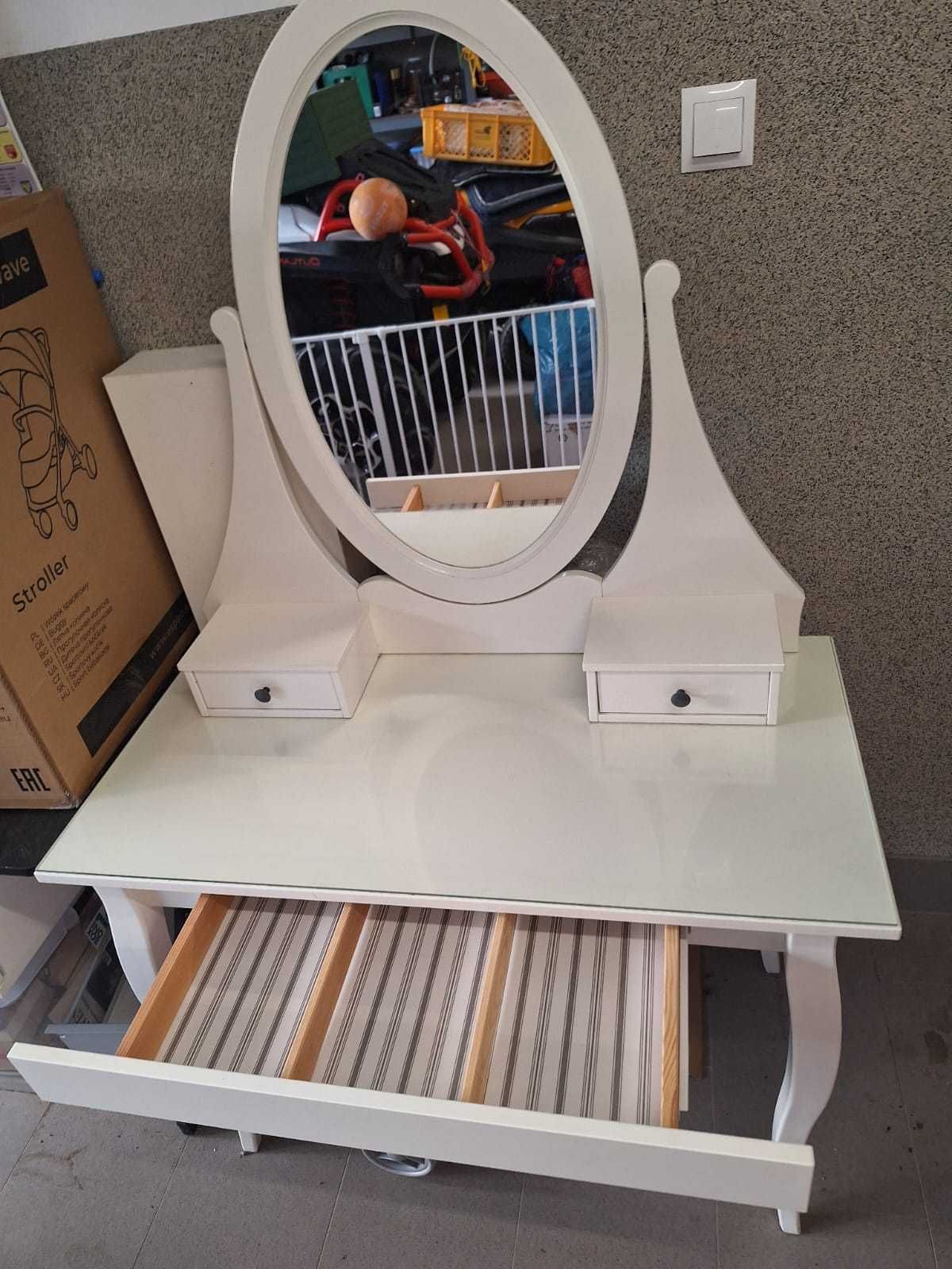 Toaletka Hemnes. Stan bardzo dobry.
