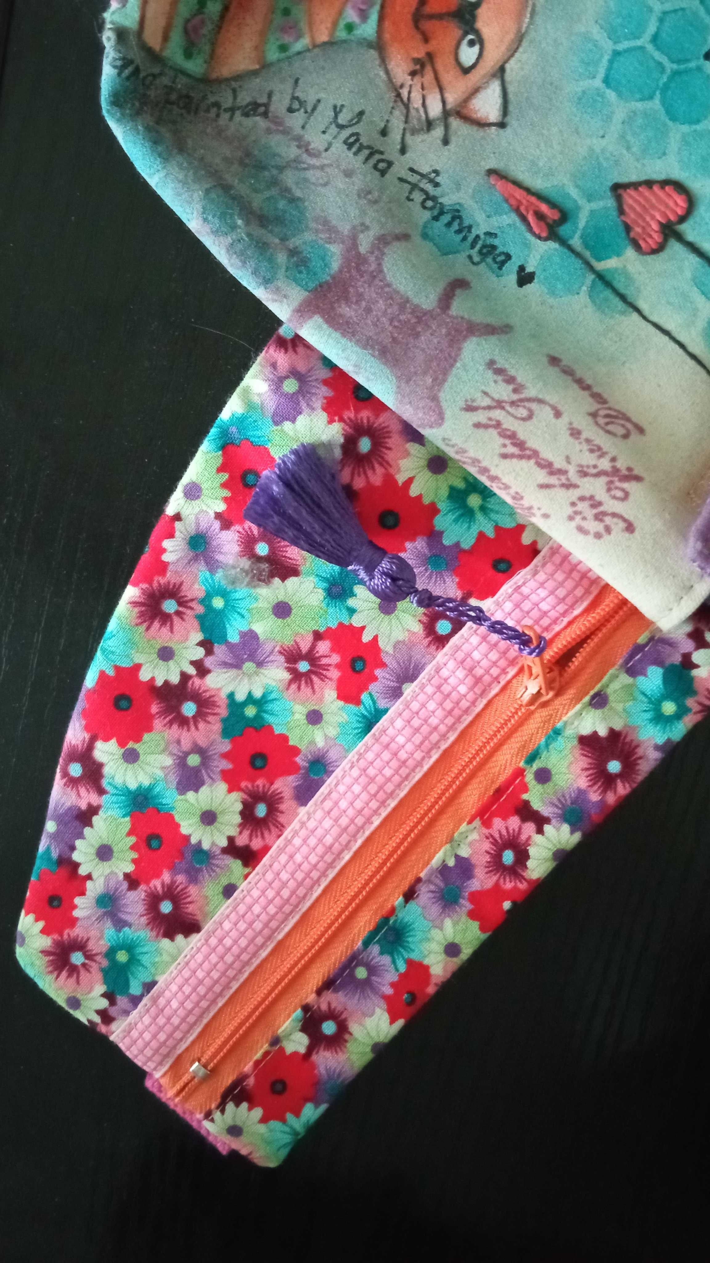 Bolsa de cintura pintada á mão Maria Formiga