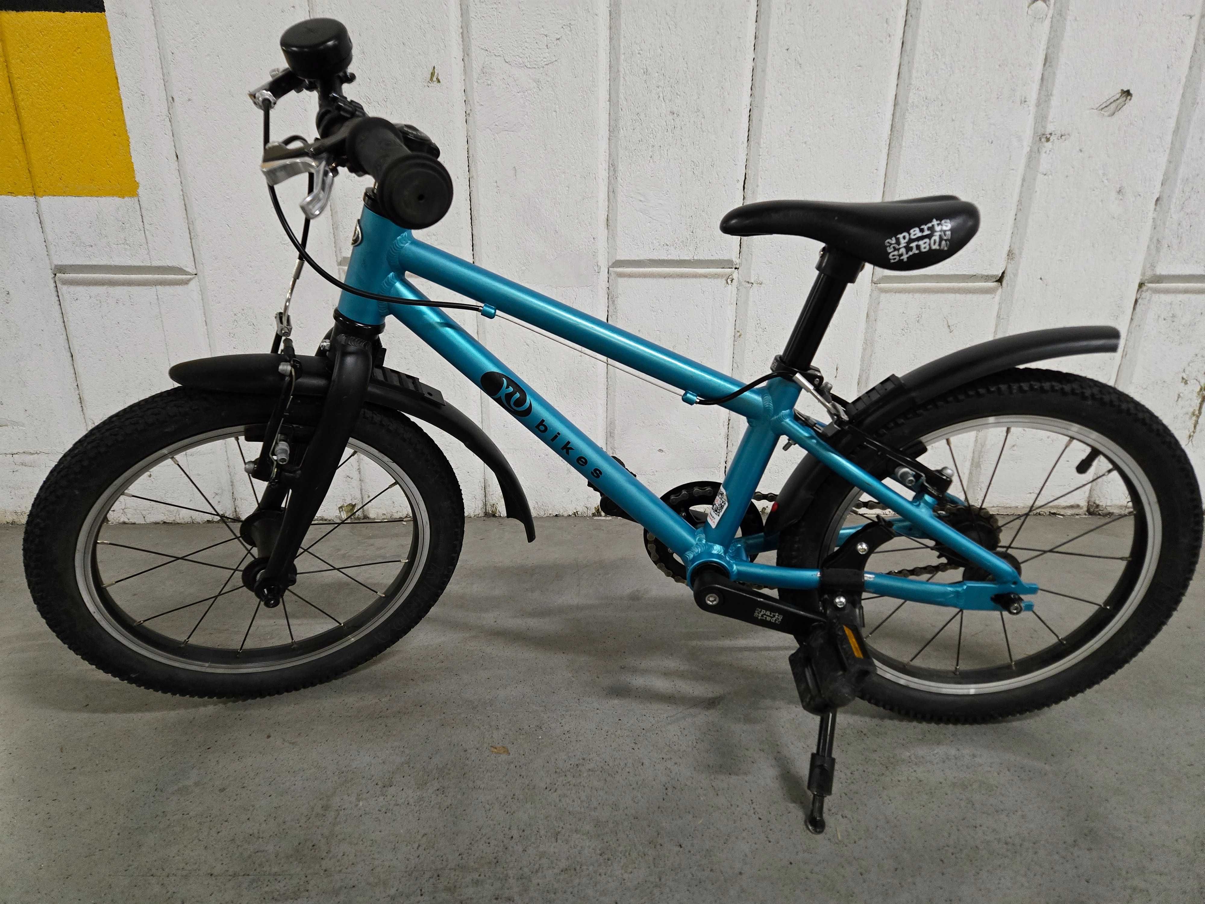 Rower KUBIKES 16L z błotnikami i stopką