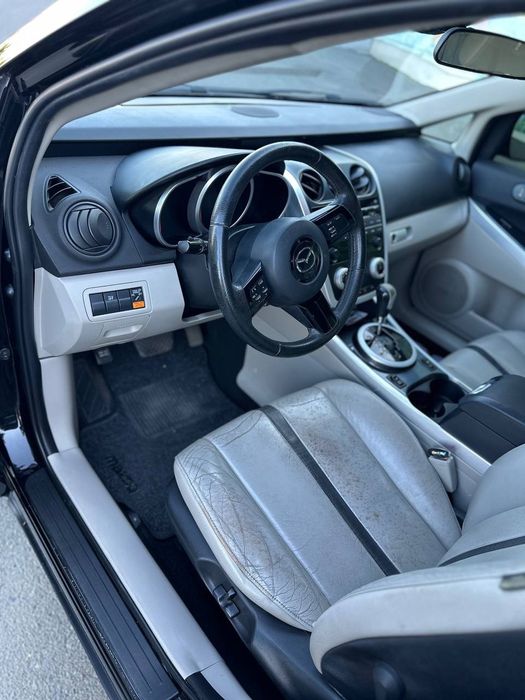 Продам Mazda CX-7