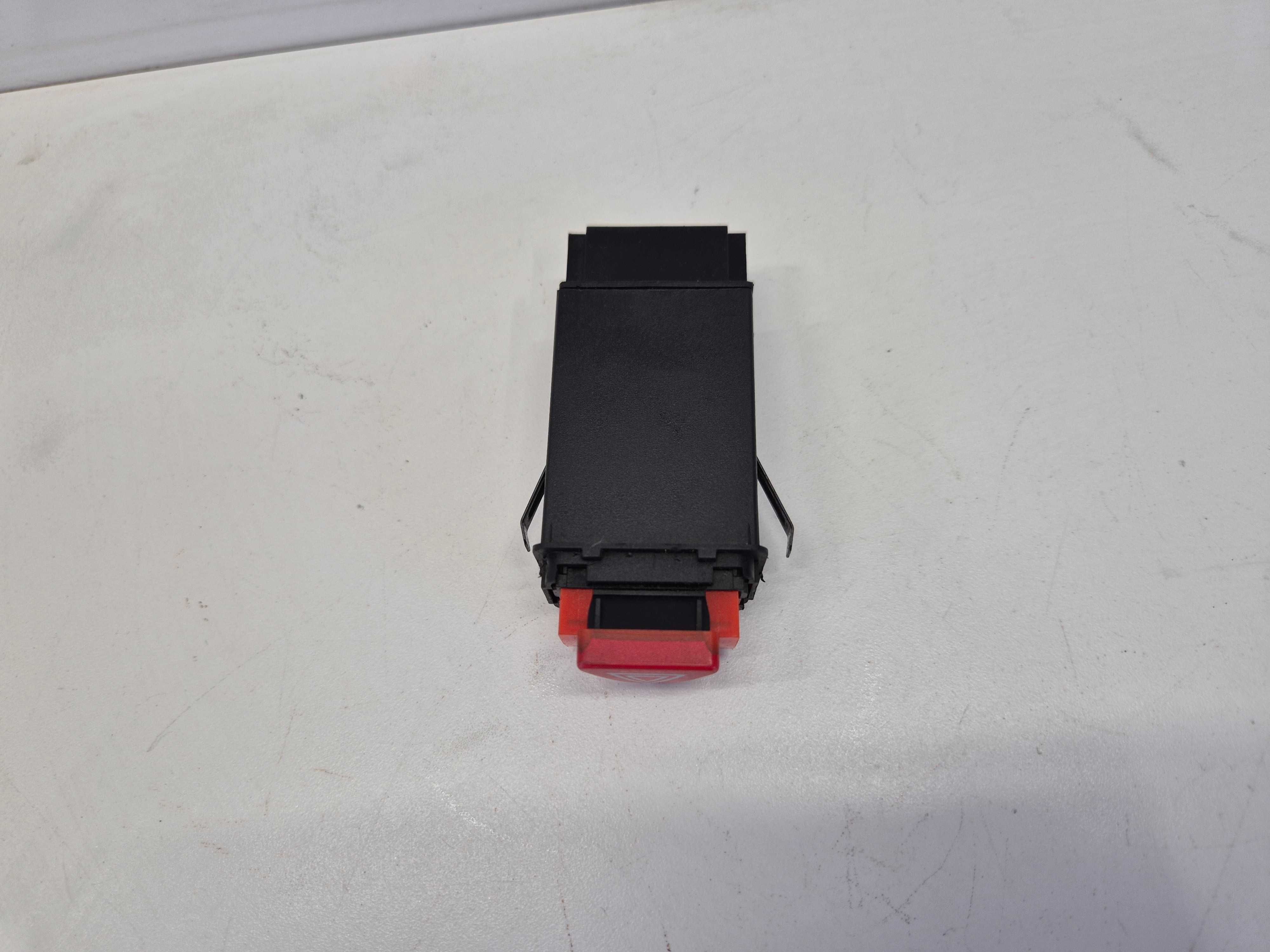 audi a3 8L lift włącznik przełącznik świateł awaryjnych 10 pin
